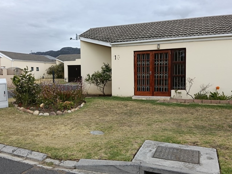 2 Bedroom Property for Sale in Fairview Golf Estate Western Cape